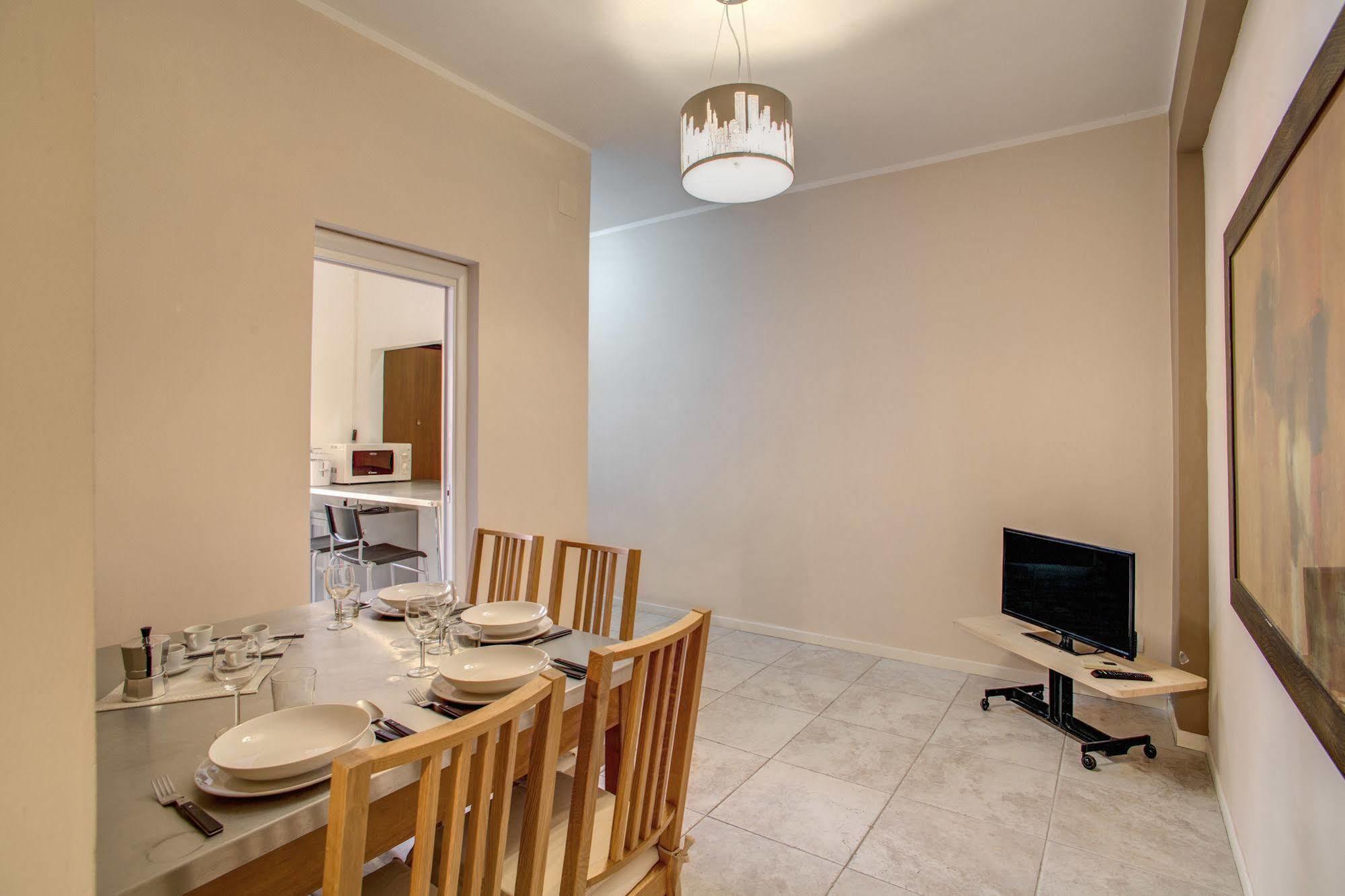 Bistrot - St.john In Lateran Apartment